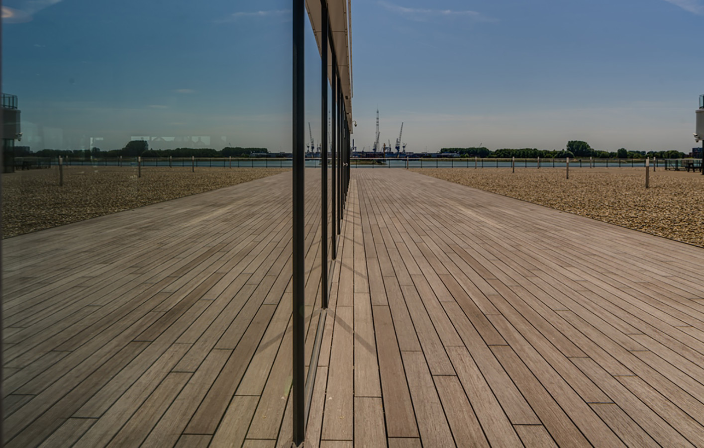 Sicht Glasfront - Terrasse Bambusterrassen Bamboo X-treme von Moso